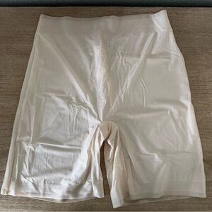 Soma Shimmer Thigh Saver